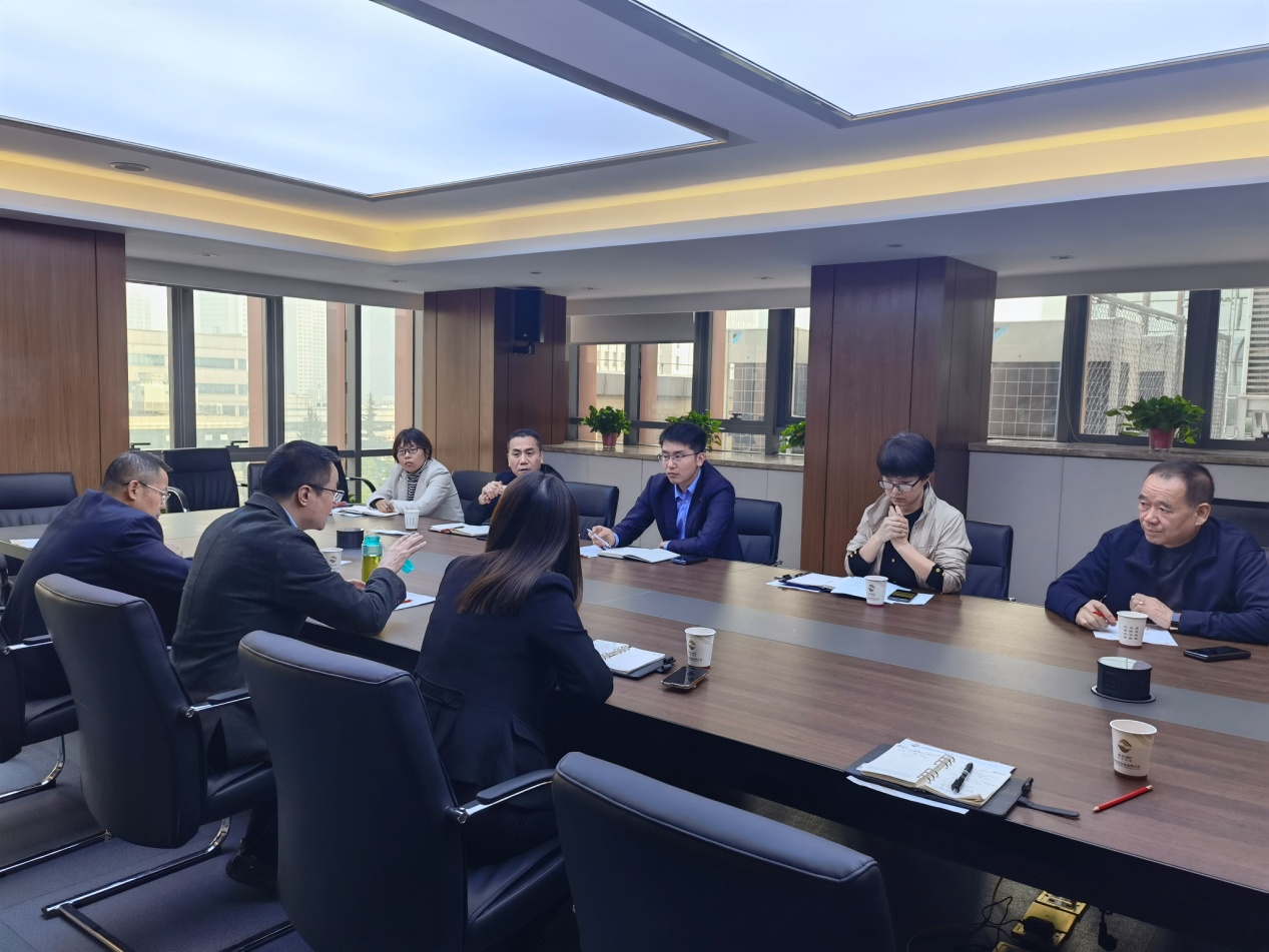 固定收益部與長安信托政信事業(yè)部、西安未央城市建設(shè)集團有限公司進行業(yè)務(wù)座談                                                                                         