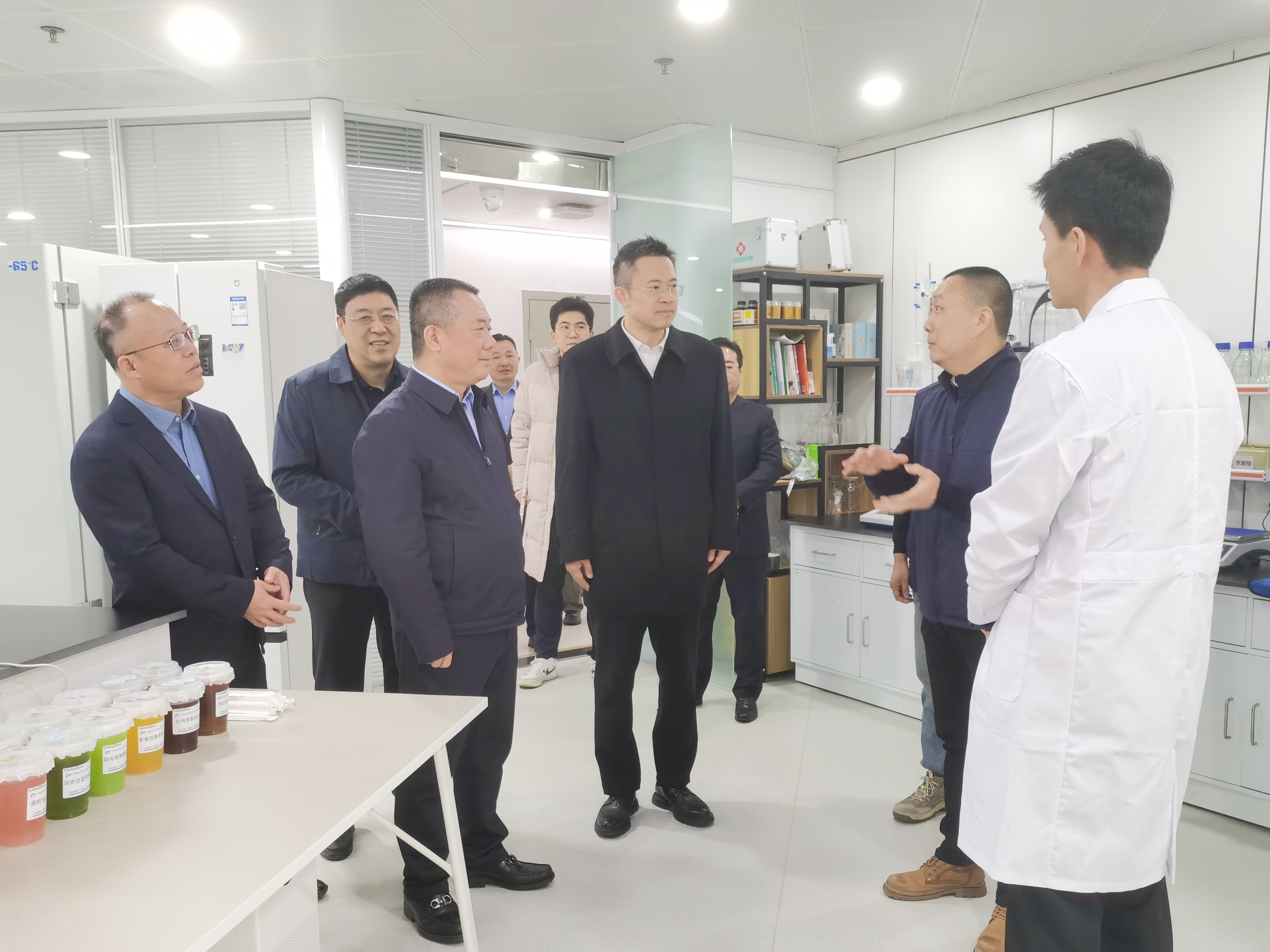 西安投資控股開(kāi)展新春開(kāi)工走訪慰問(wèn) 西安投資控股開(kāi)展新春開(kāi)工走訪慰問(wèn)